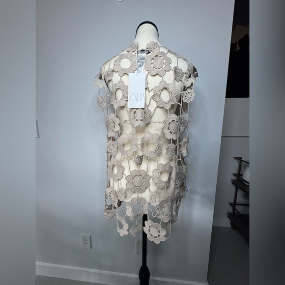 ZARA Crochet Top – XS/S – Oversized Fit – NWT - Picture 2 of 9